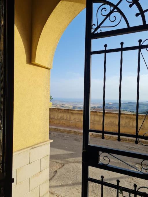 Appartamento Ca' Sole Butera Esterno foto